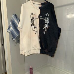 Skeleton Graphic Split Sweatshirt